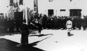 Vercors - Dimanche 25 juin 1944 - Prise d'armes à Saint Martin en Vercors -La partie Sud de la République Libre du Vercors, sous le commandement du Cdt Geyer - Photo 2